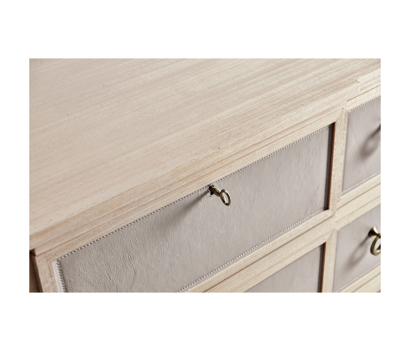 Neap Leather Front Chest