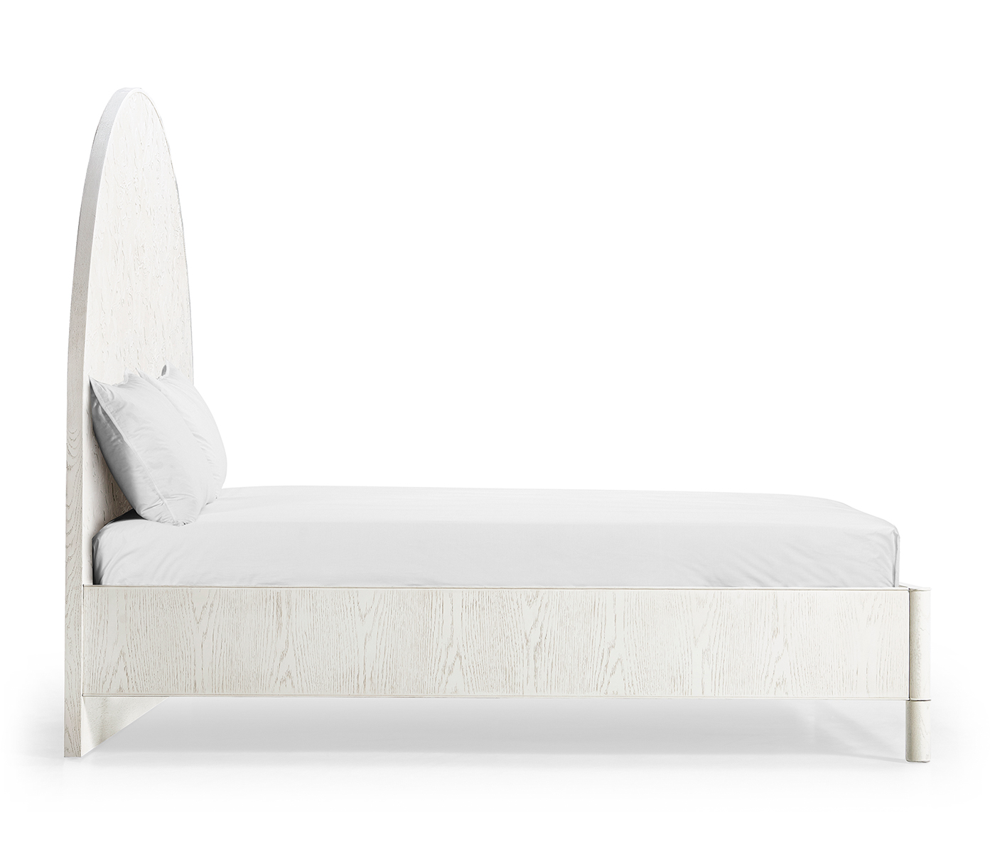 Mammatus Half Round Panel Bed