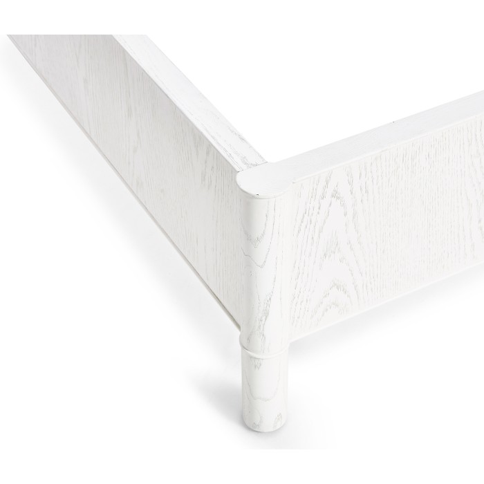 Mammatus Half Round Panel Bed