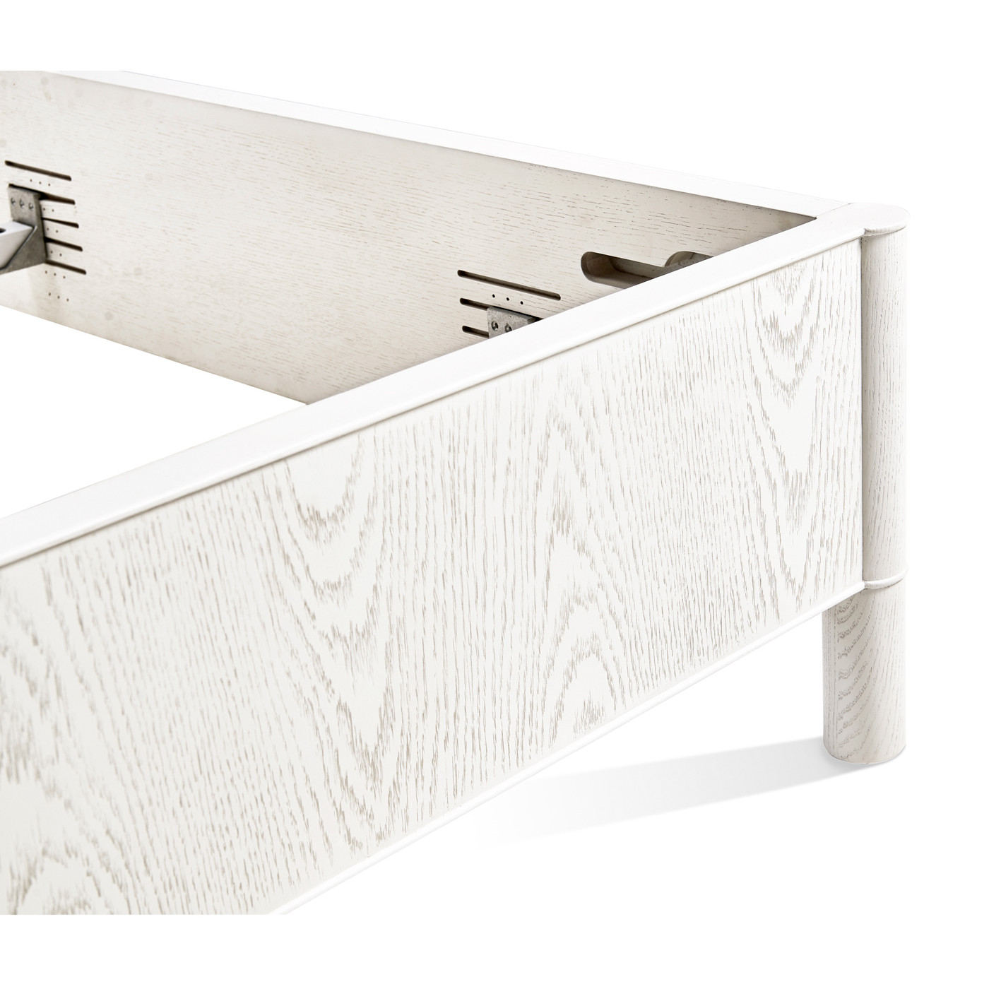 Mammatus Half Round Panel Bed