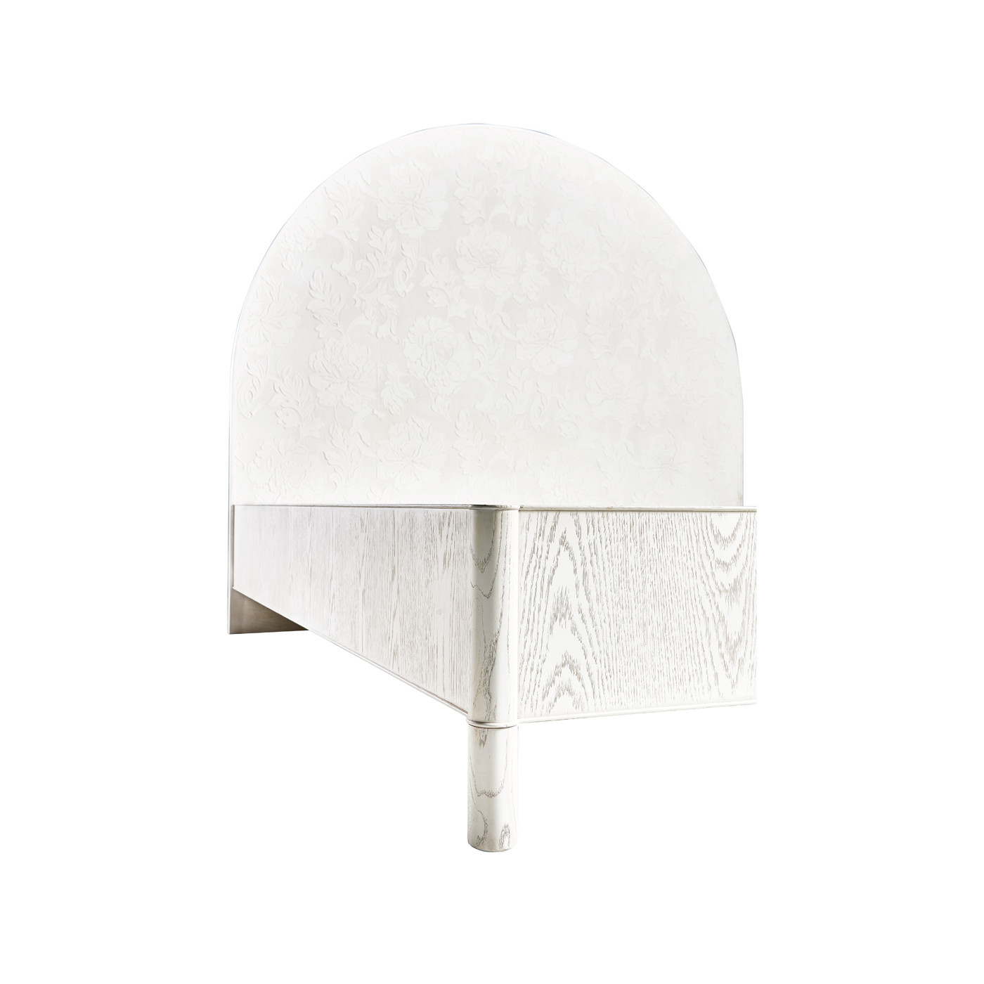 Mammatus Half Round Panel Bed