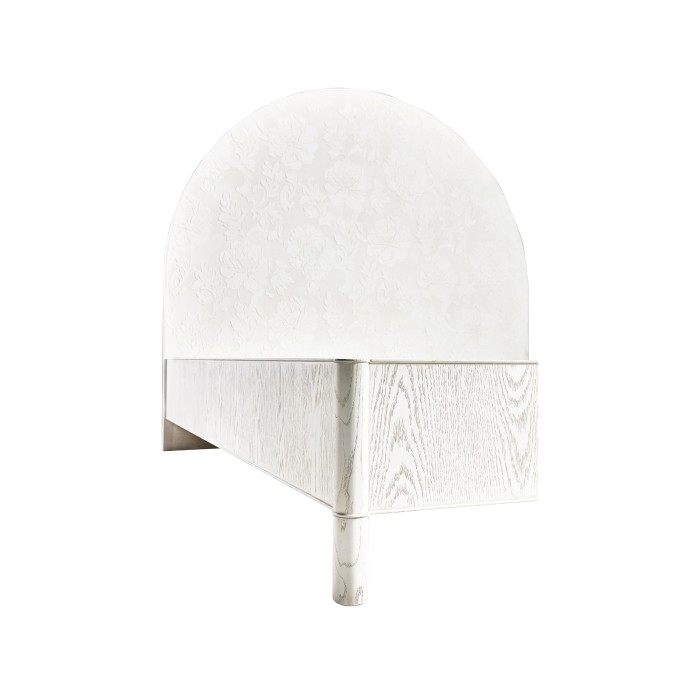 Mammatus Half Round Panel Bed