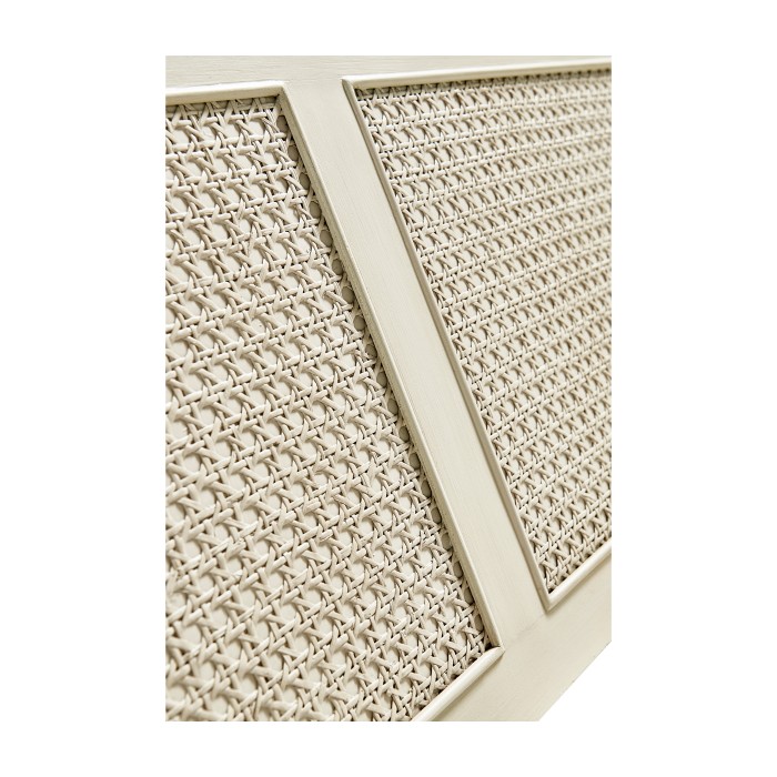 Aperture Caned Trellis Bed