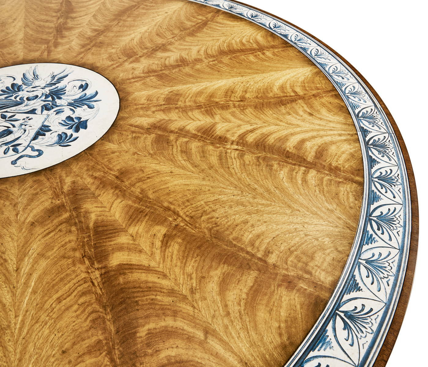 Vermeer Round Pedestal Dining Table