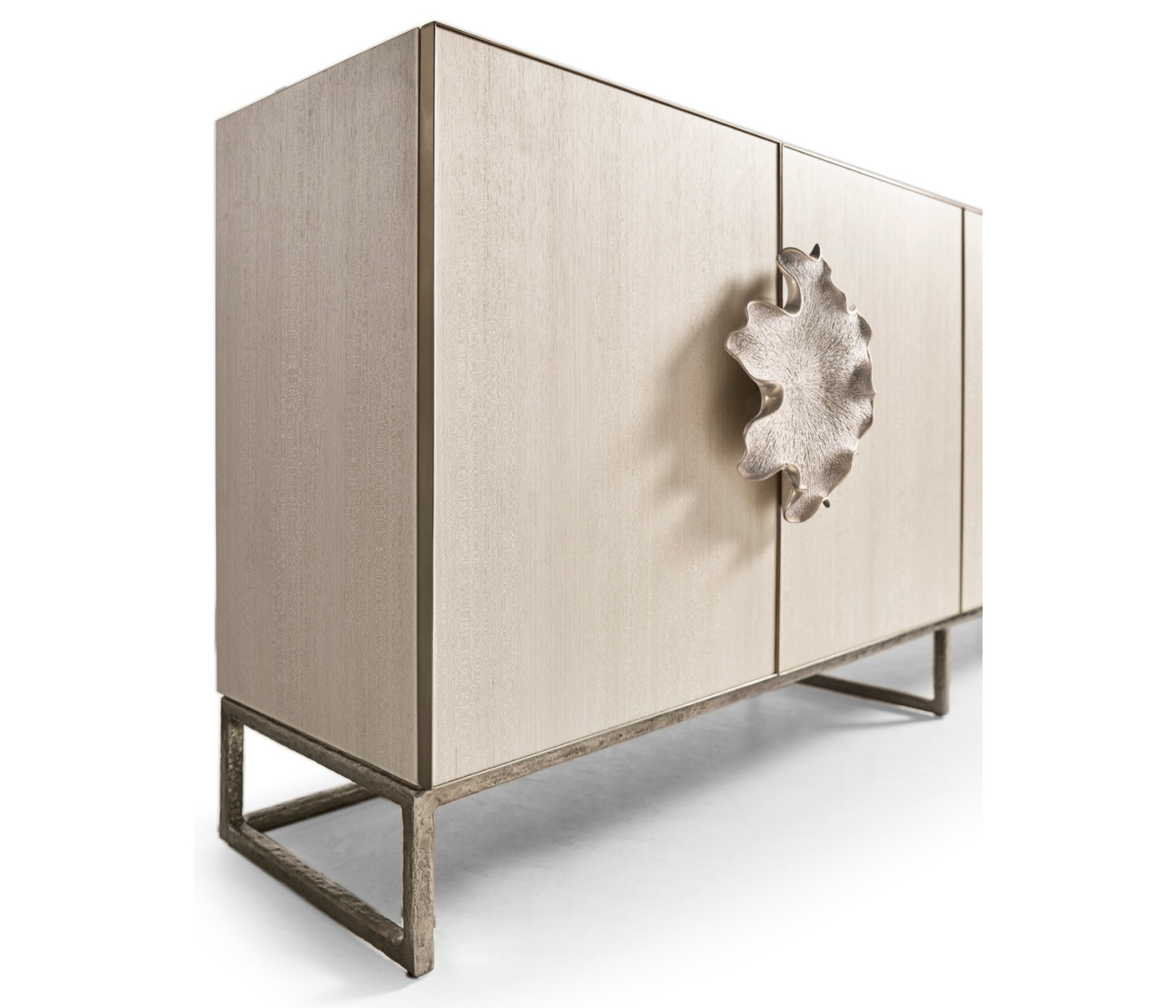 Cynaria Sideboard