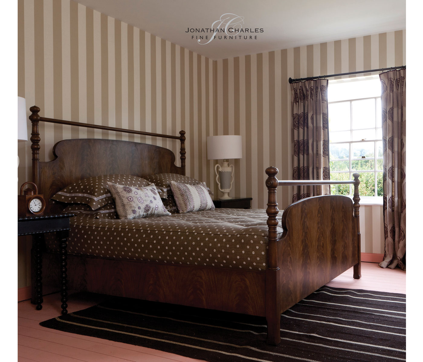 Carluke Cali King Bed