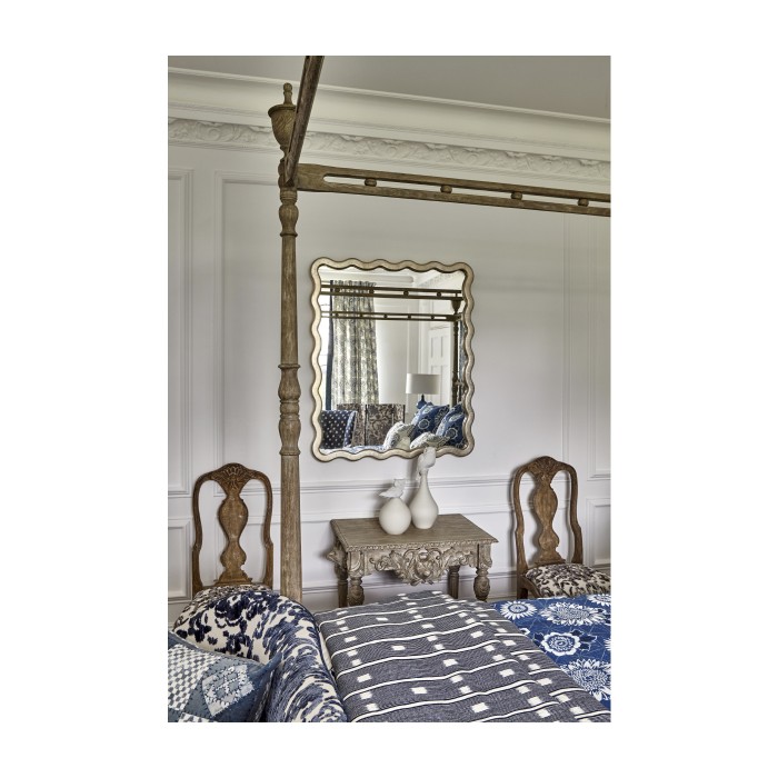 Morris King Bed