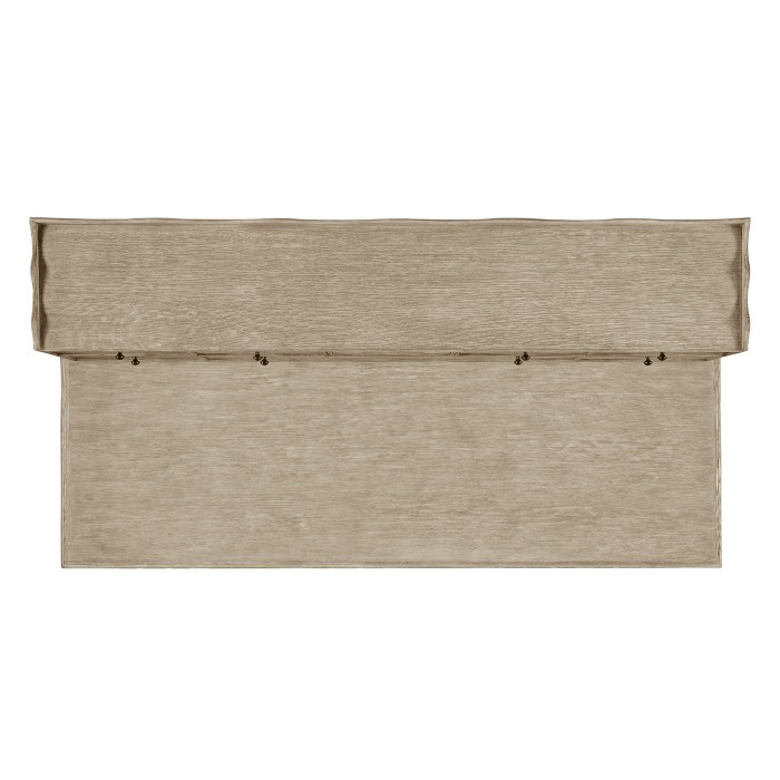 Arles Desk