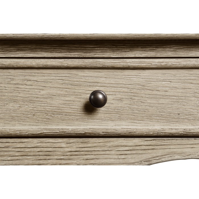 Arles Desk