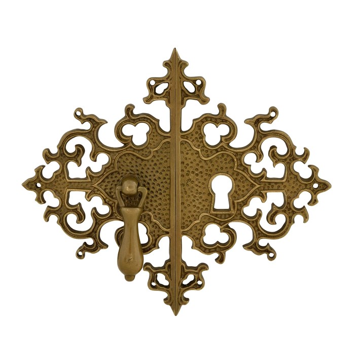 Escutcheon handle