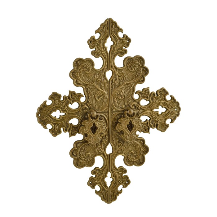 Escutcheon handle