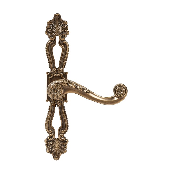 Right pull (DCB-4318)