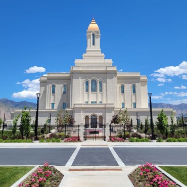 Deseret Peak Temple